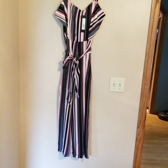 SALE!!!    New! Bebe jumpsuit!💖 - Picture 5 of 5